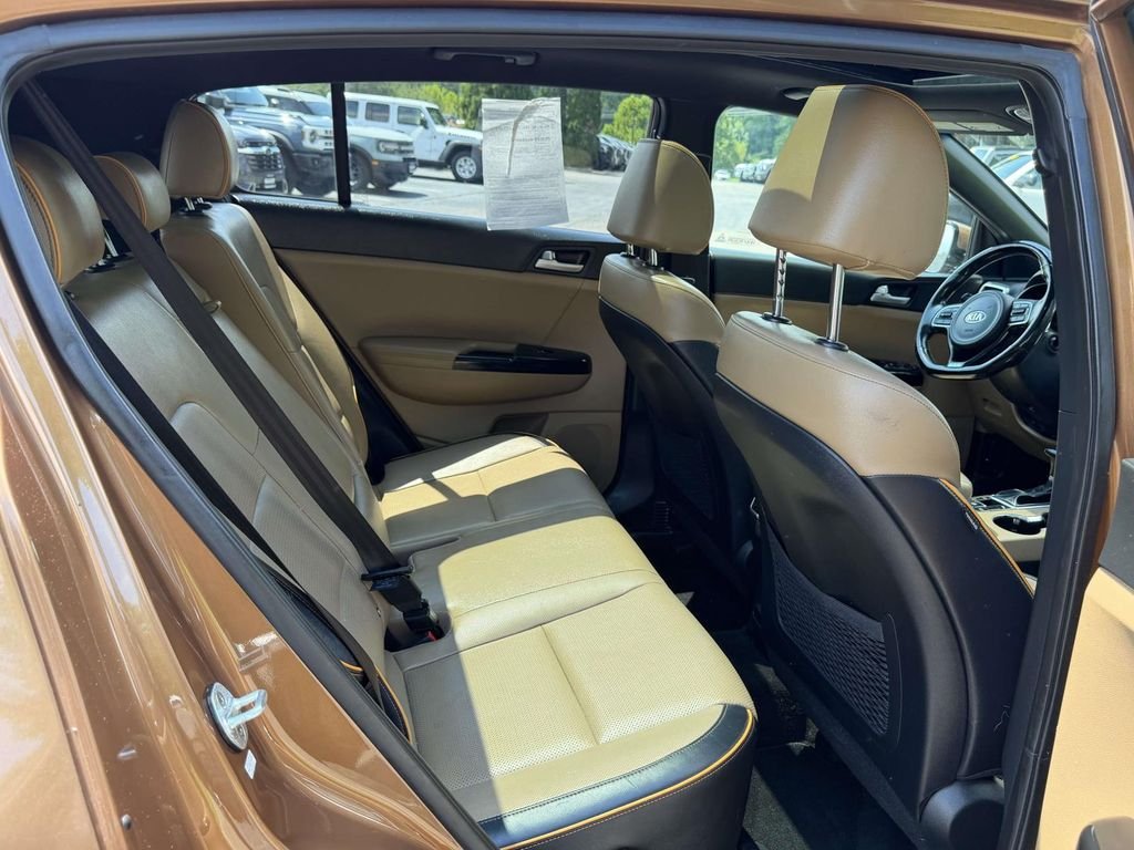 Used 2018 Brown Kia SX image 13