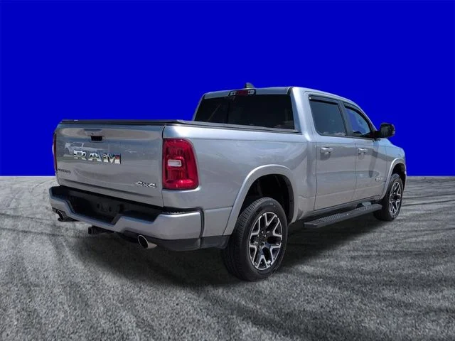Certified Used 2025 Billet Silver Metallic Clearcoat Ram Laramie image 4