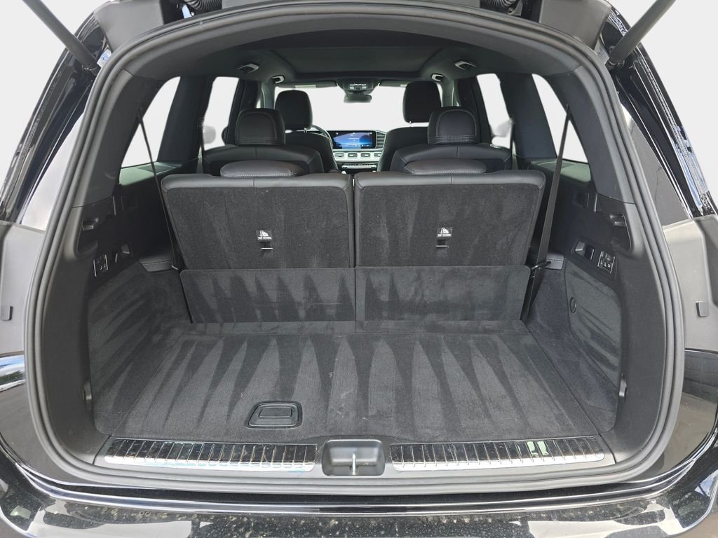 Used 2025  Mercedes-Benz GLS 450 image 14