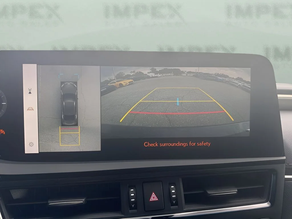 Used 2024 Gray Lexus 300h F SPORT Handling image 22