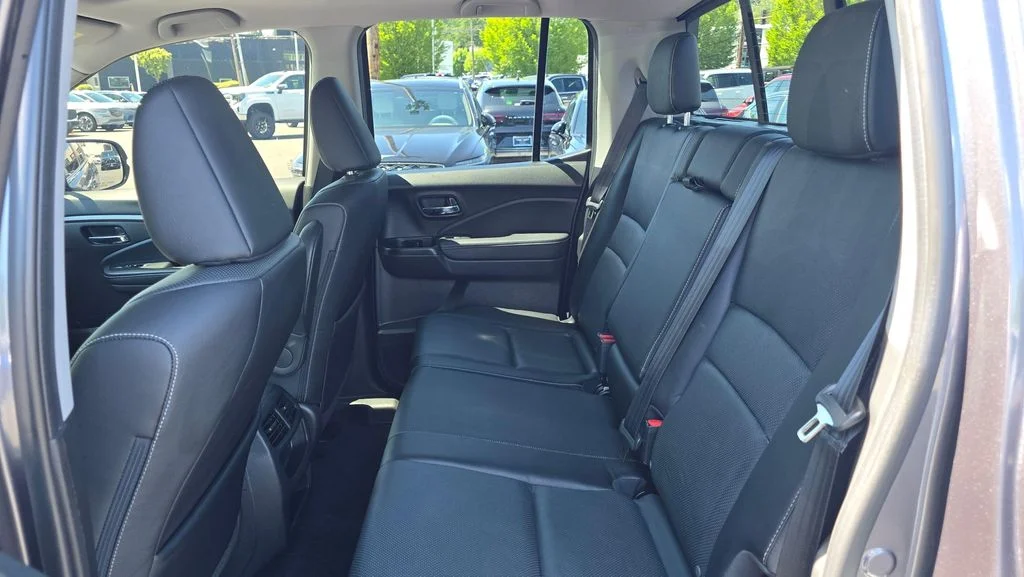 Used 2023 Gray Honda RTL image 16