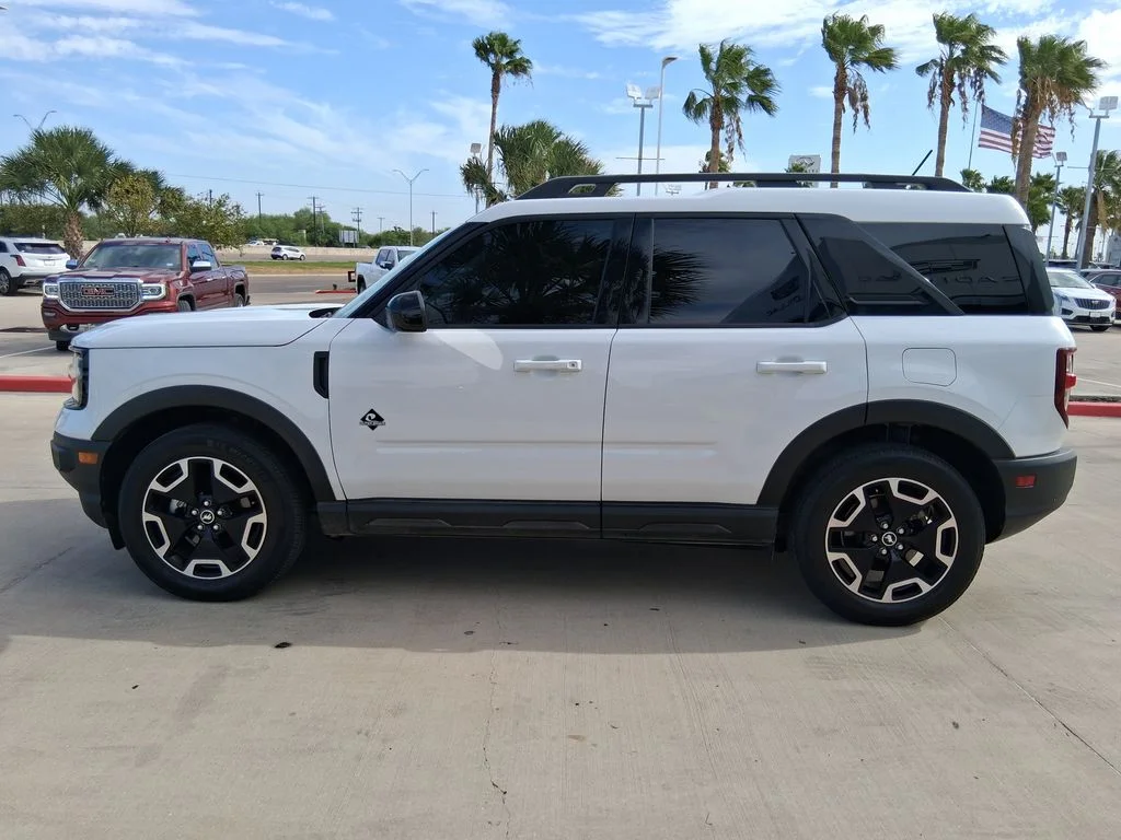 Used 2023 White Ford Outer Banks image 3