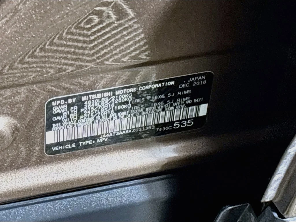 Used 2019 Brown Mitsubishi ES image 24