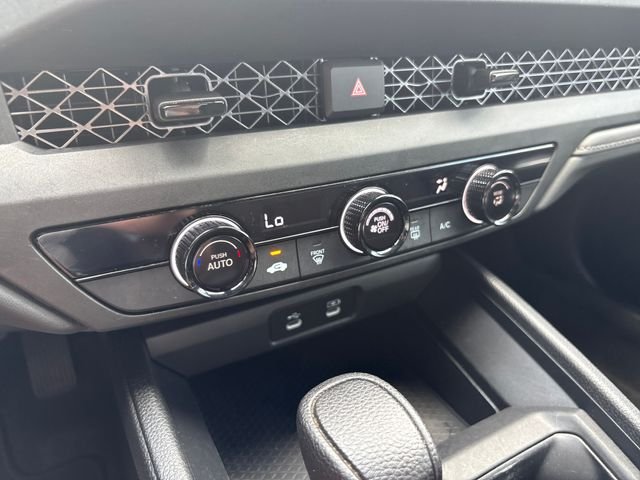 Used 2023  Honda LX image 22