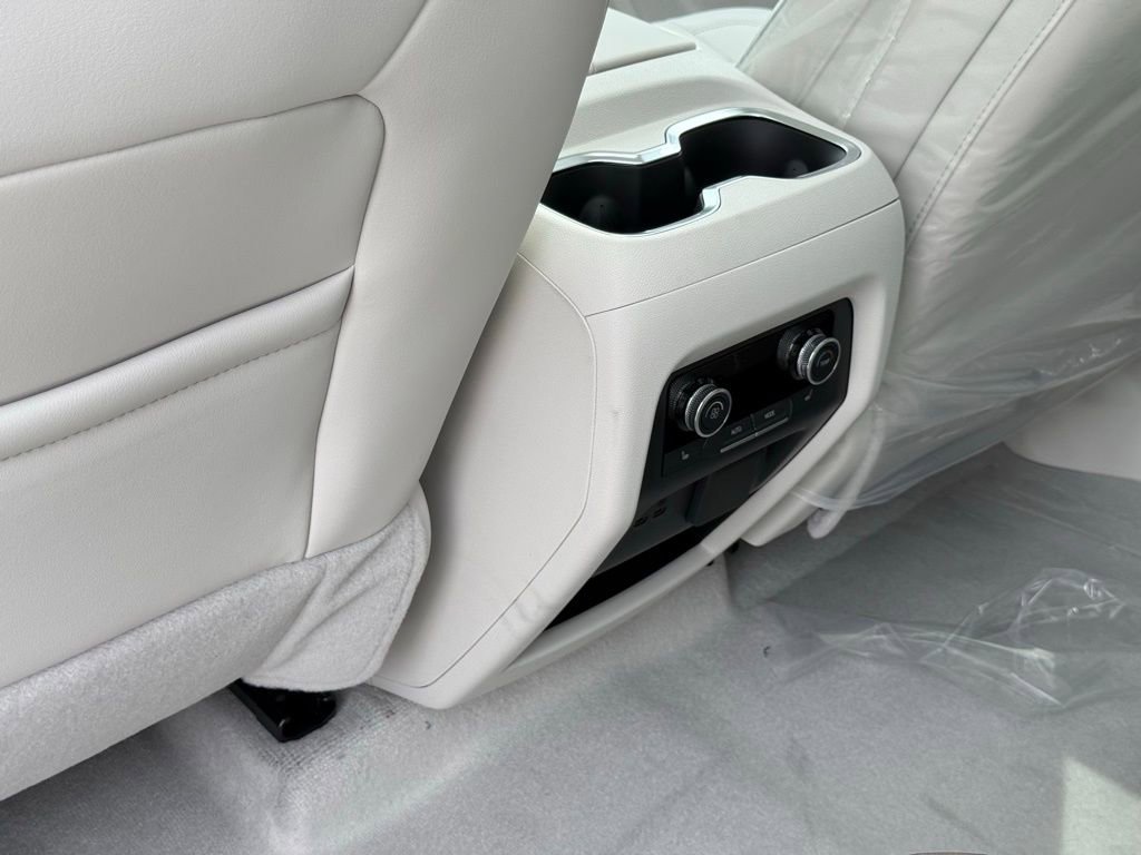 2026 Buick Enclave Avenir - Photo 23