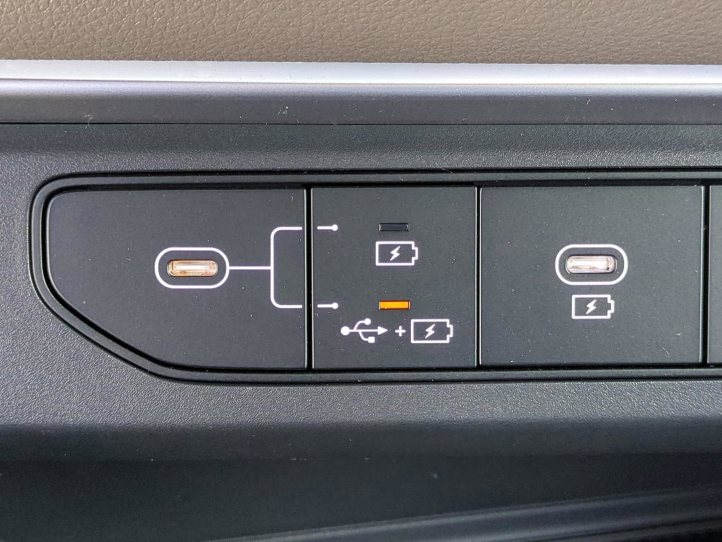 New 2026 Deep Chroma Blue Kia LX image 25