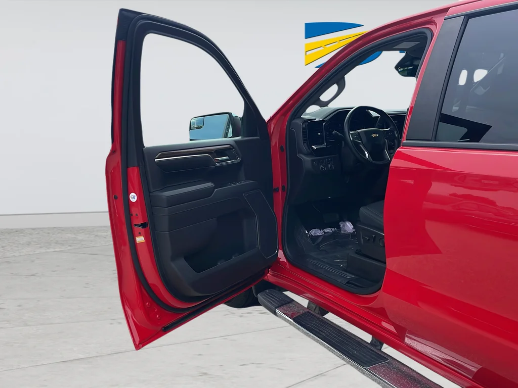 Used 2024 Red Chevrolet LT image 34