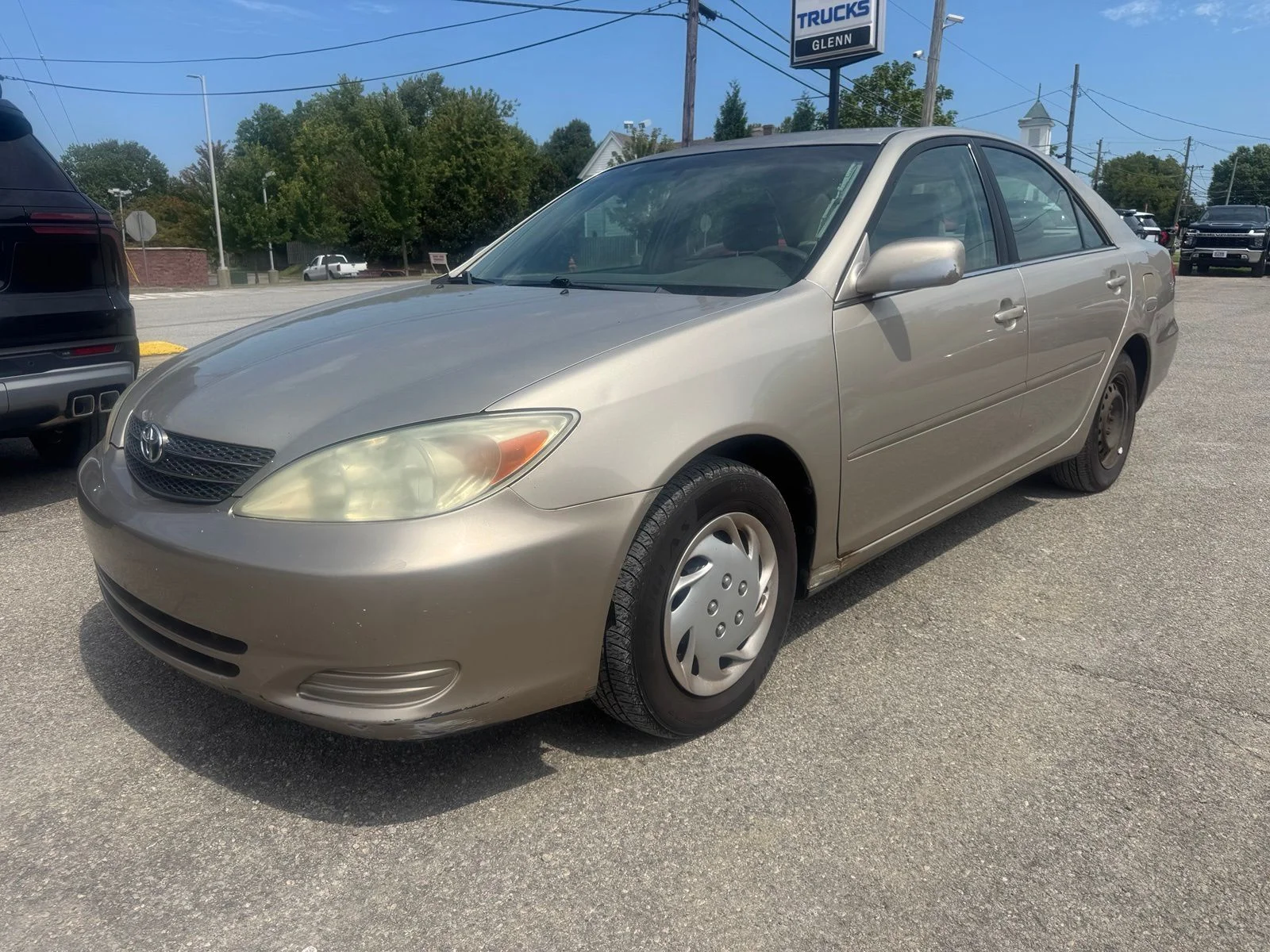 Used 2004 Toyota Camry LE with VIN 4T1BE32K84U298933 for sale in Eminence, KY