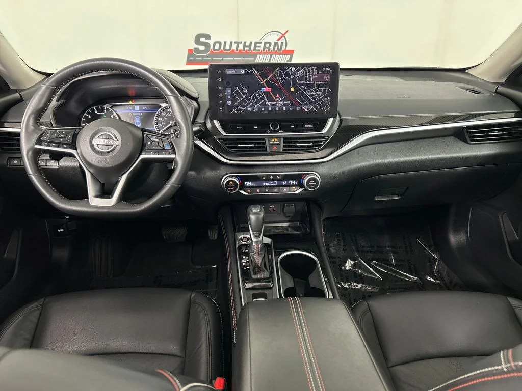 Used 2023 Black Nissan 2.0 SR image 19