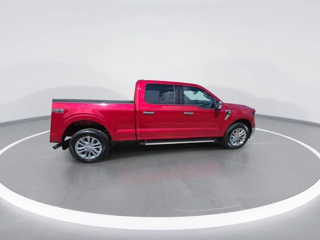 Used 2024 Red Ford XLT image 9