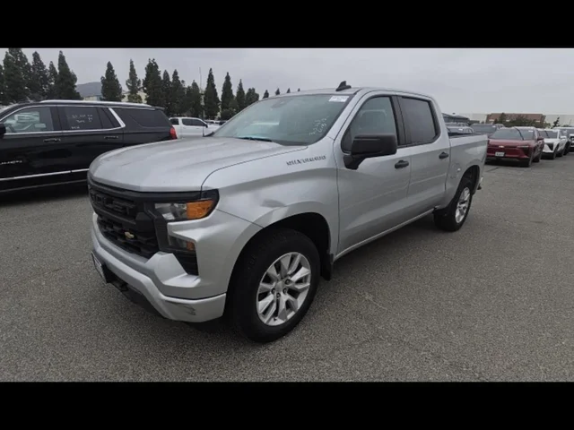 2022 Chevrolet Silverado 1500 Custom