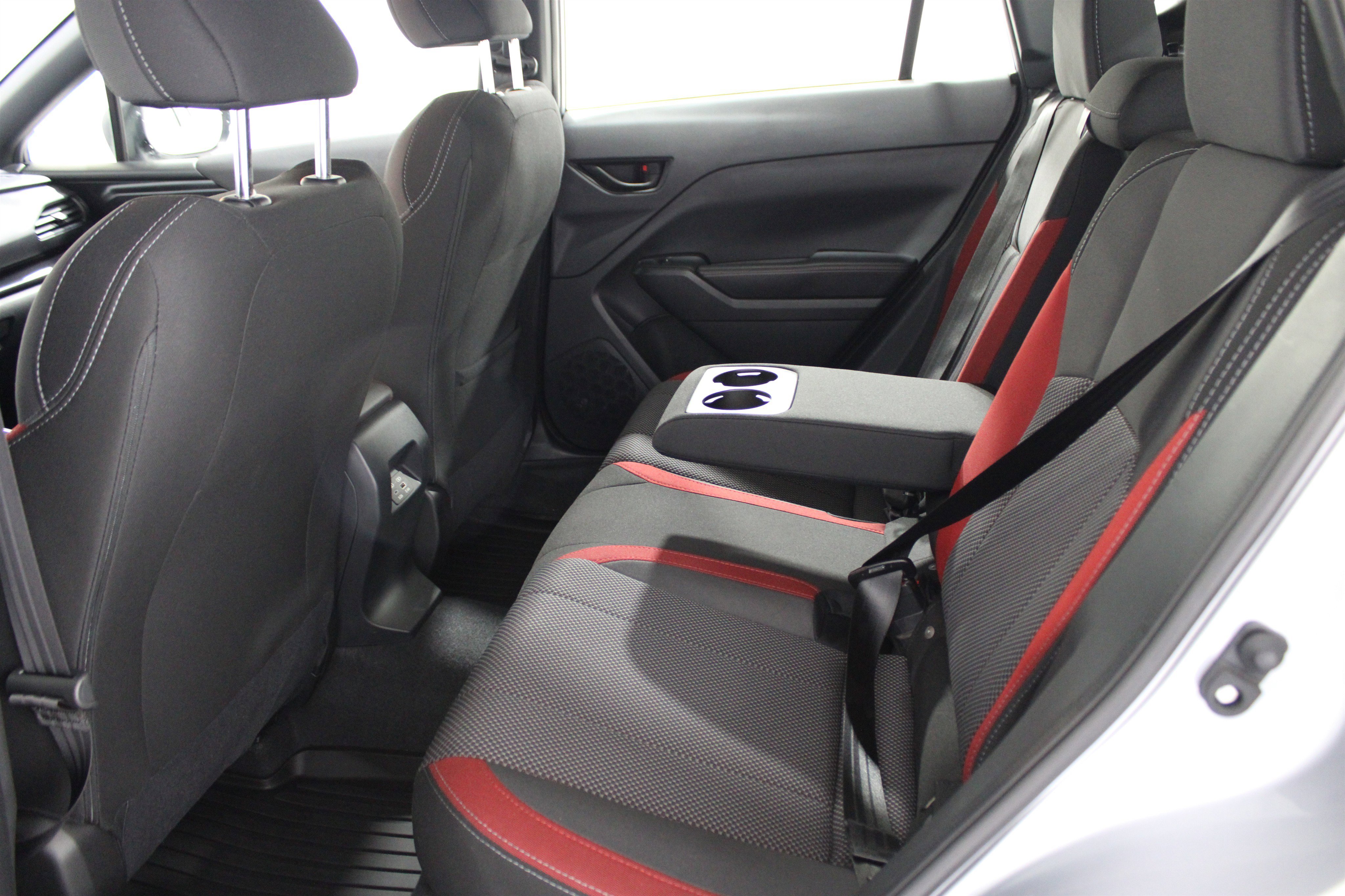 Used 2025 Ice Silver Metallic Subaru RS image 19
