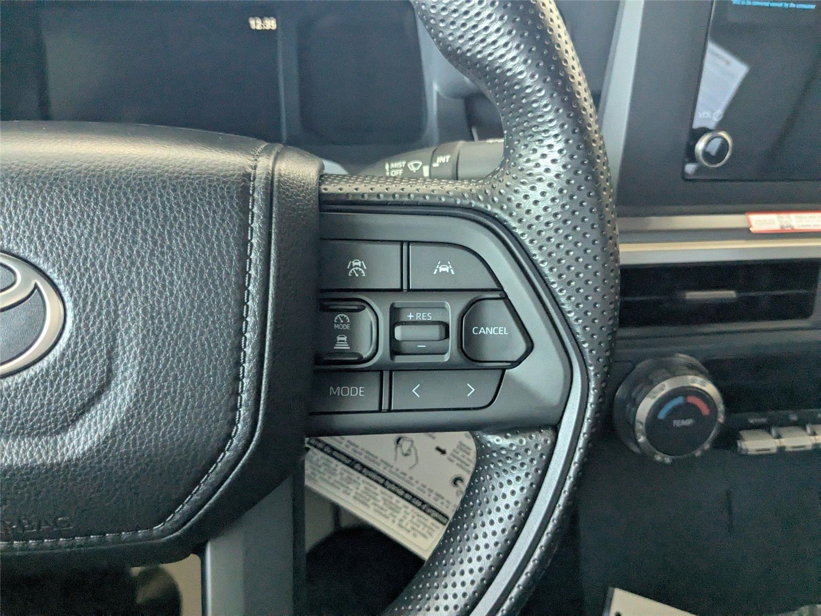 2025 Toyota Tacoma SR5 - Photo 14