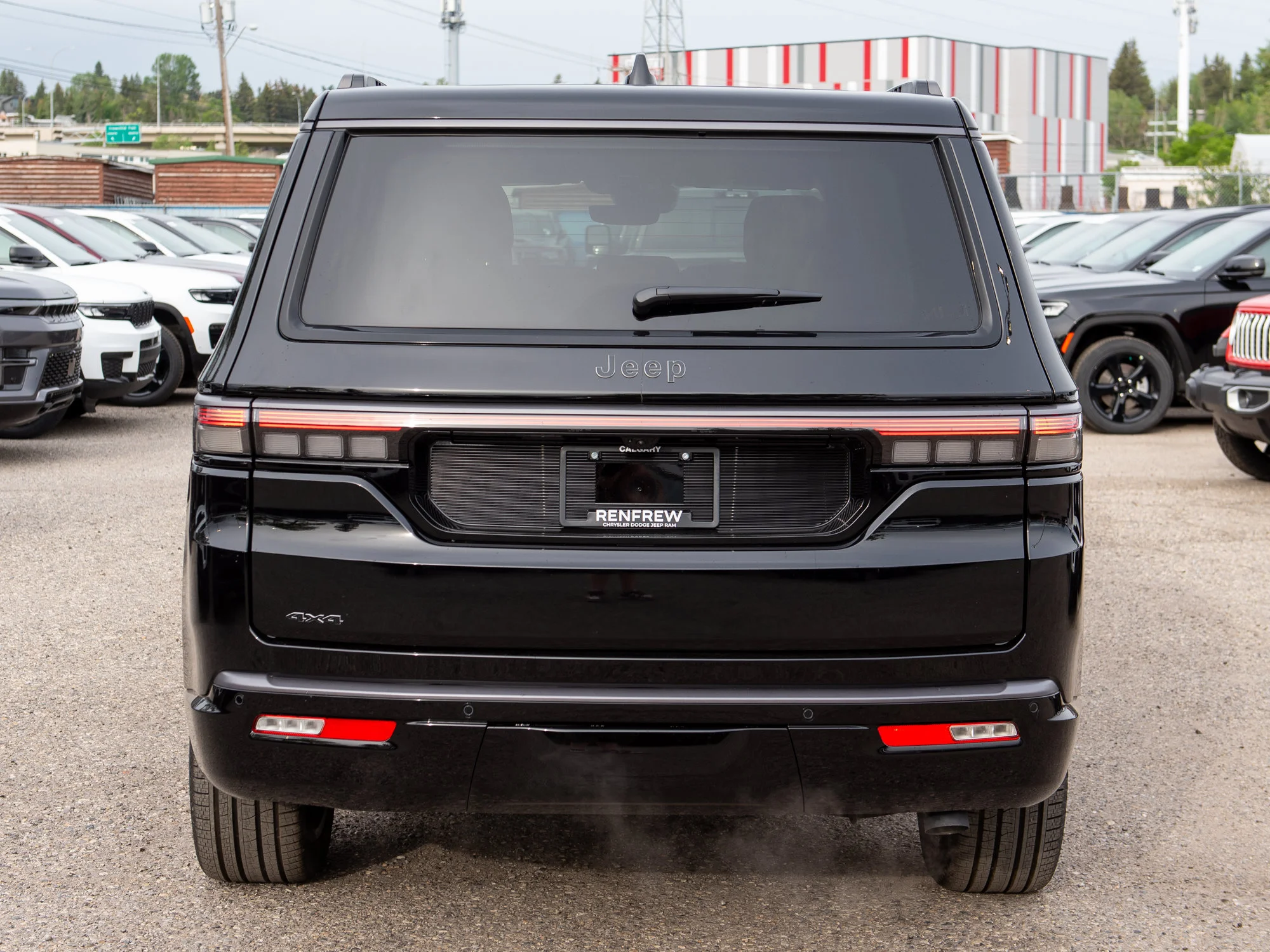 New 2026 Black Jeep Limited Reserve* 4x4, Head-Up Display, Pwr Boards, McIntosh Audio image 5
