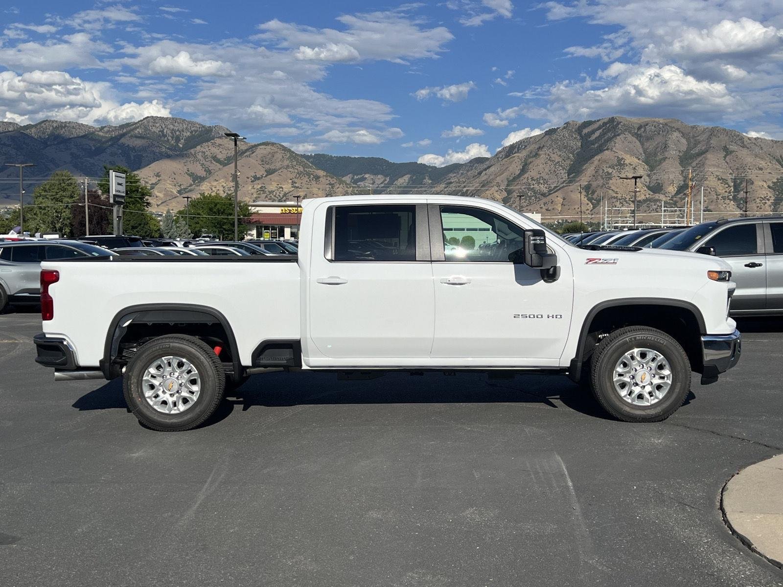 2026 Chevrolet Silverado 2500 HD LT - Photo 6