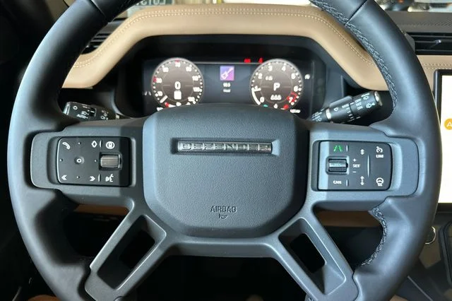New 2026 Carpathian Grey Land Rover X-Dynamic SE image 22