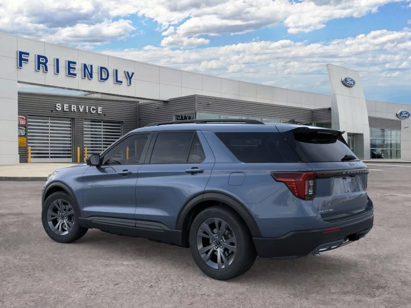 Used 2026 Vapor Blue Metallic Ford Active image 30