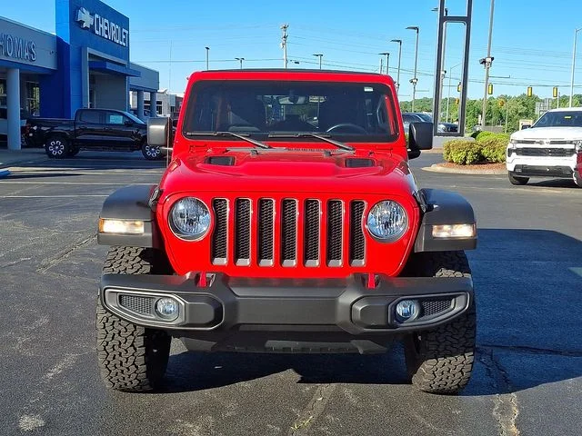 Used 2022 Red Jeep Unlimited Rubicon image 2