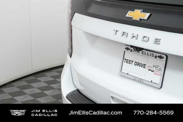 Used 2025 Summit White Chevrolet LT image 34