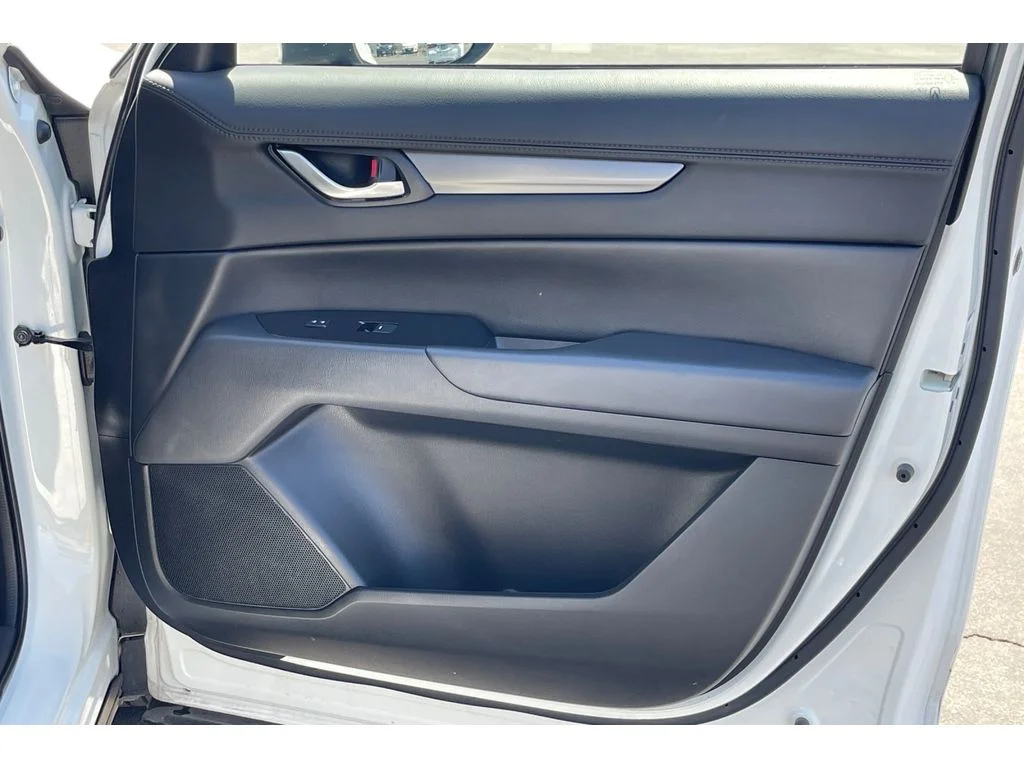 Used 2021 Snowflake White Pearl Mica Mazda Touring image 21