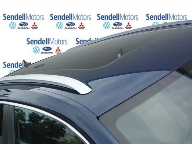 Used 2022  Volkswagen 3.6L V6 SEL image 3