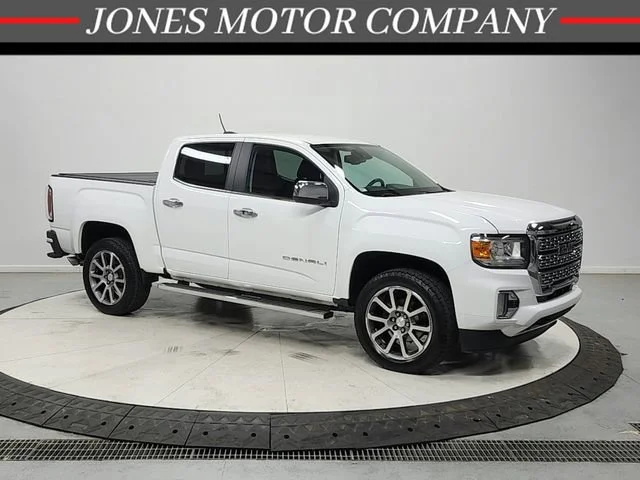2022 GMC Canyon 4WD Denali Crew Cab Short Box's photo