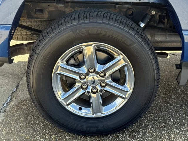 Used 2024 Blue Ford XLT image 24