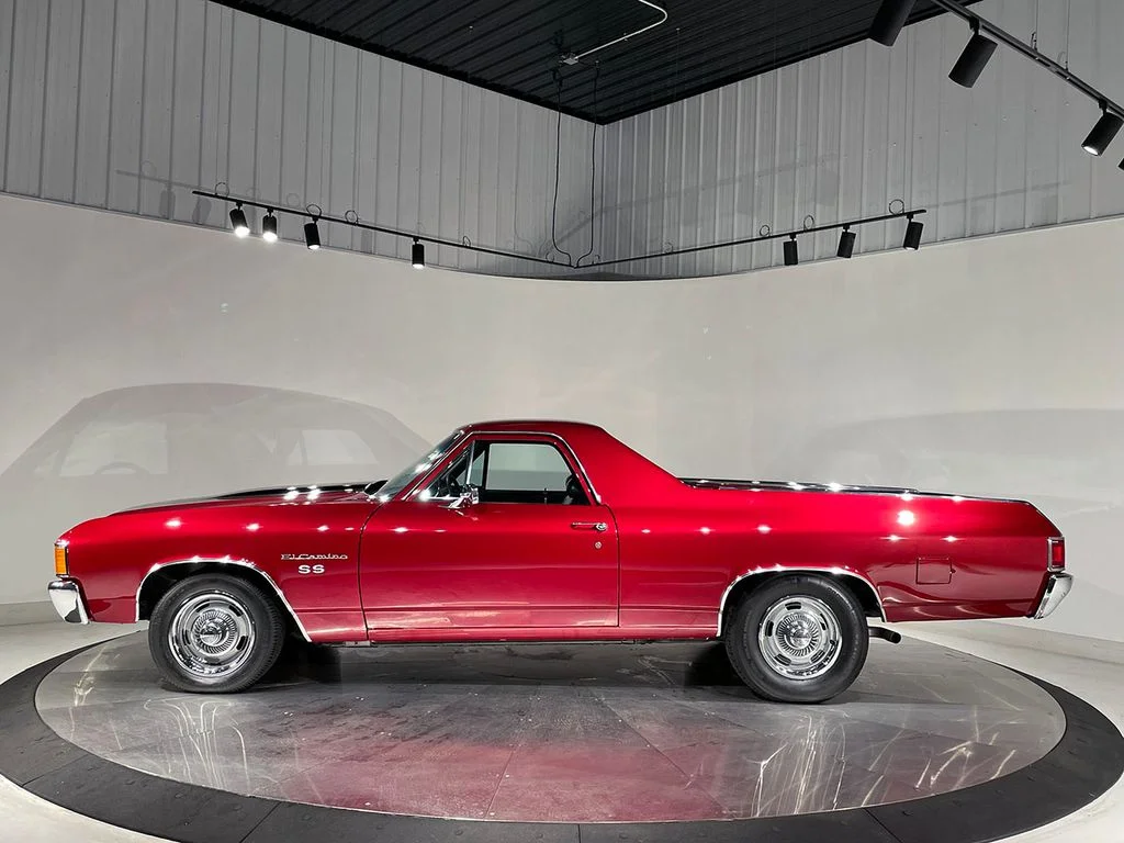Used 1972 Red Chevrolet  image 8