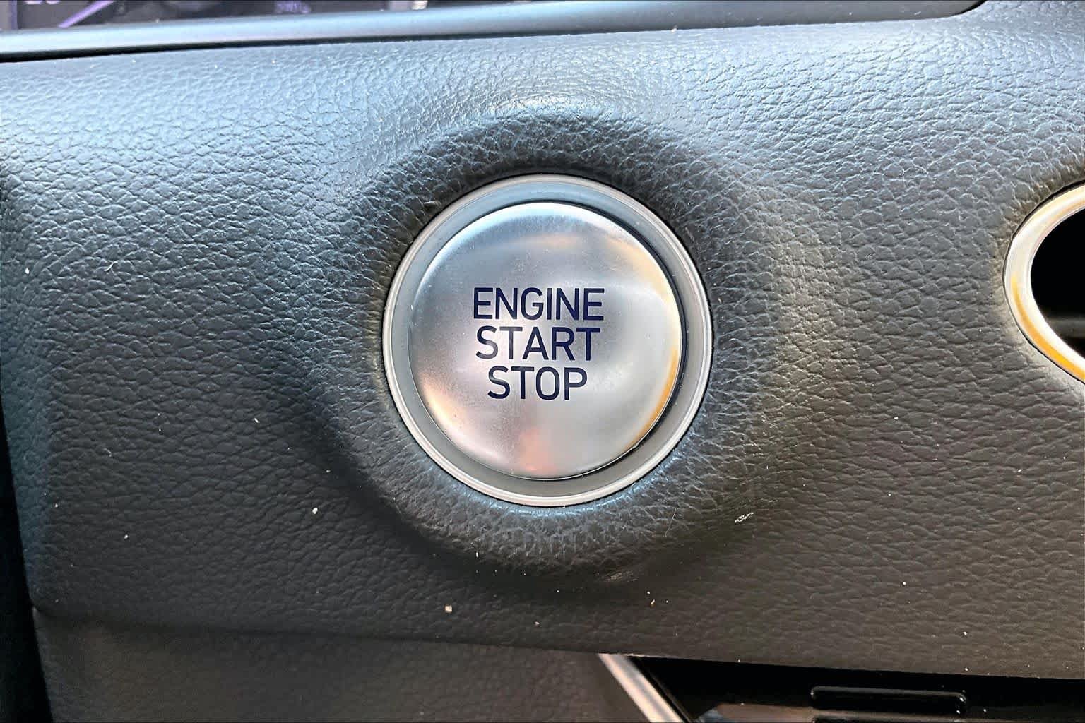 Used 2020 Portofino Gray Hyundai SEL image 30