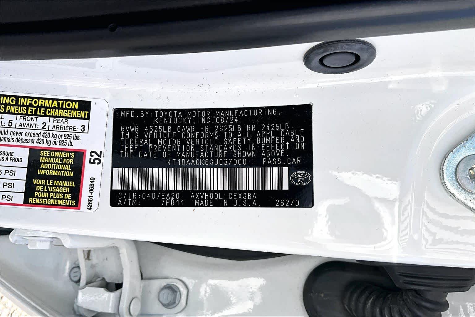 Certified Used 2025 Ice Cap Toyota SE image 36
