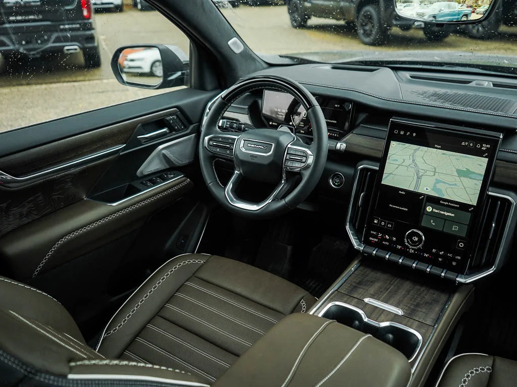 2026 GMC Acadia Denali Ultimate - Photo 16