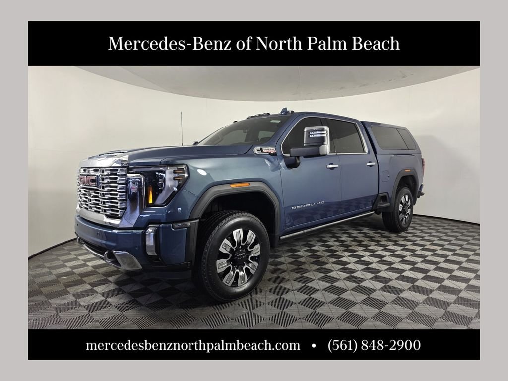 2025 GMC Sierra 4WD Crew Cab Standard Box Denali's photo