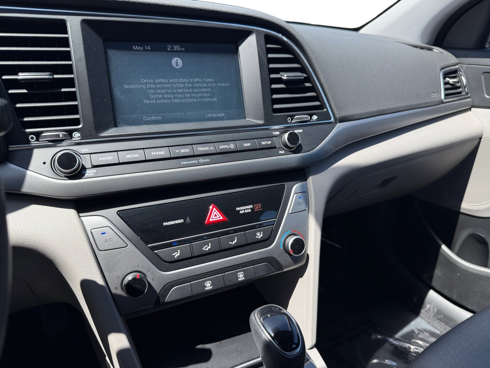 Used 2018 Electric Blue Hyundai SEL image 12