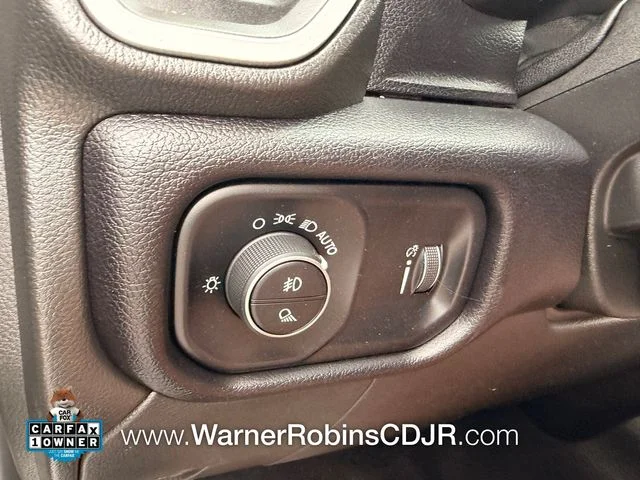 Used 2024 White Ram Big Horn image 32