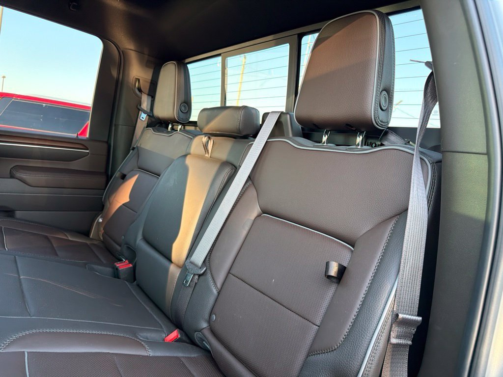 Used 2025 Silver GMC Denali image 12