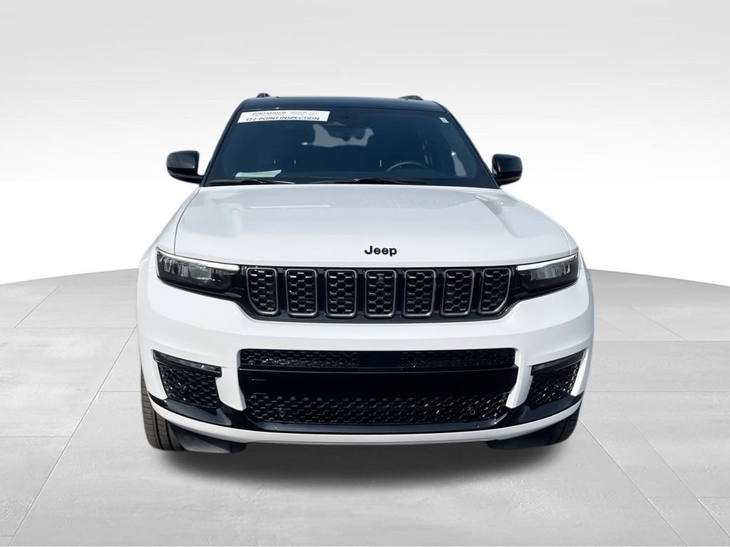 Used 2025 White Jeep Summit image 3