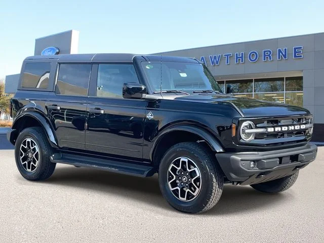2026 Ford Bronco Outer Banks®