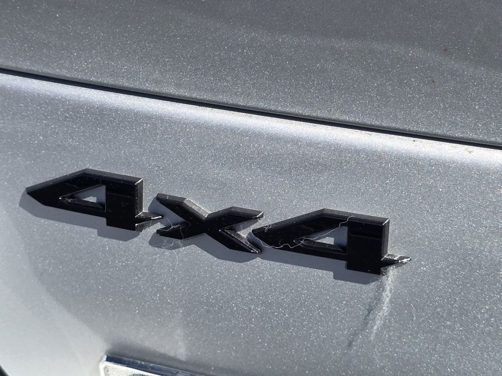 Used 2024 Silver Jeep Limited image 19
