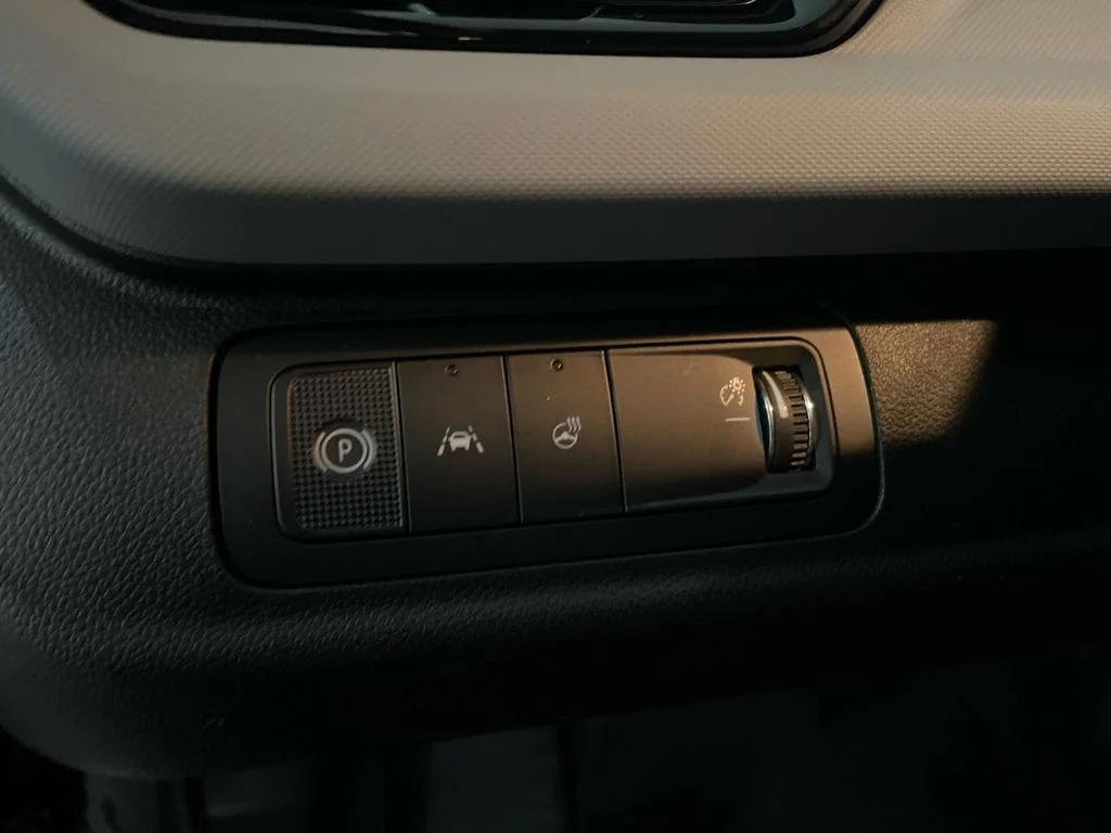 2027 Chevrolet Bolt RS - Photo 12