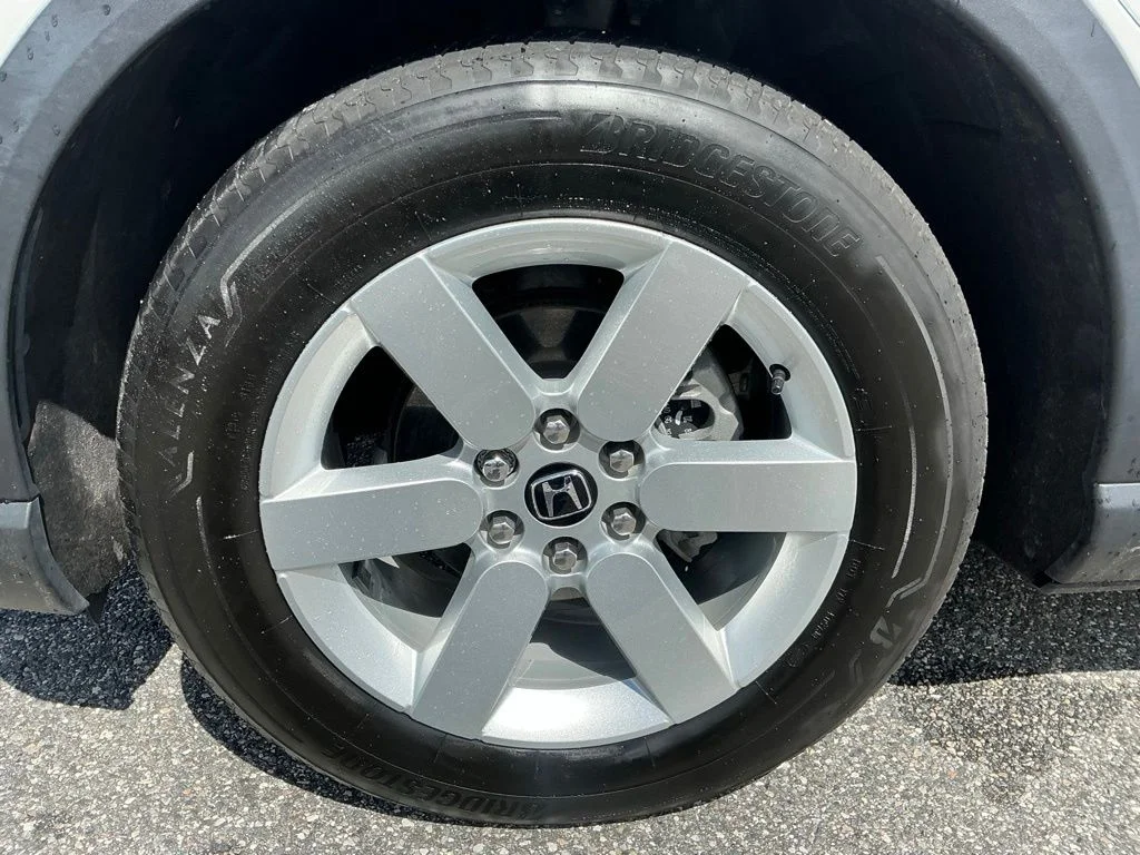 Used 2024  Honda EX image 25