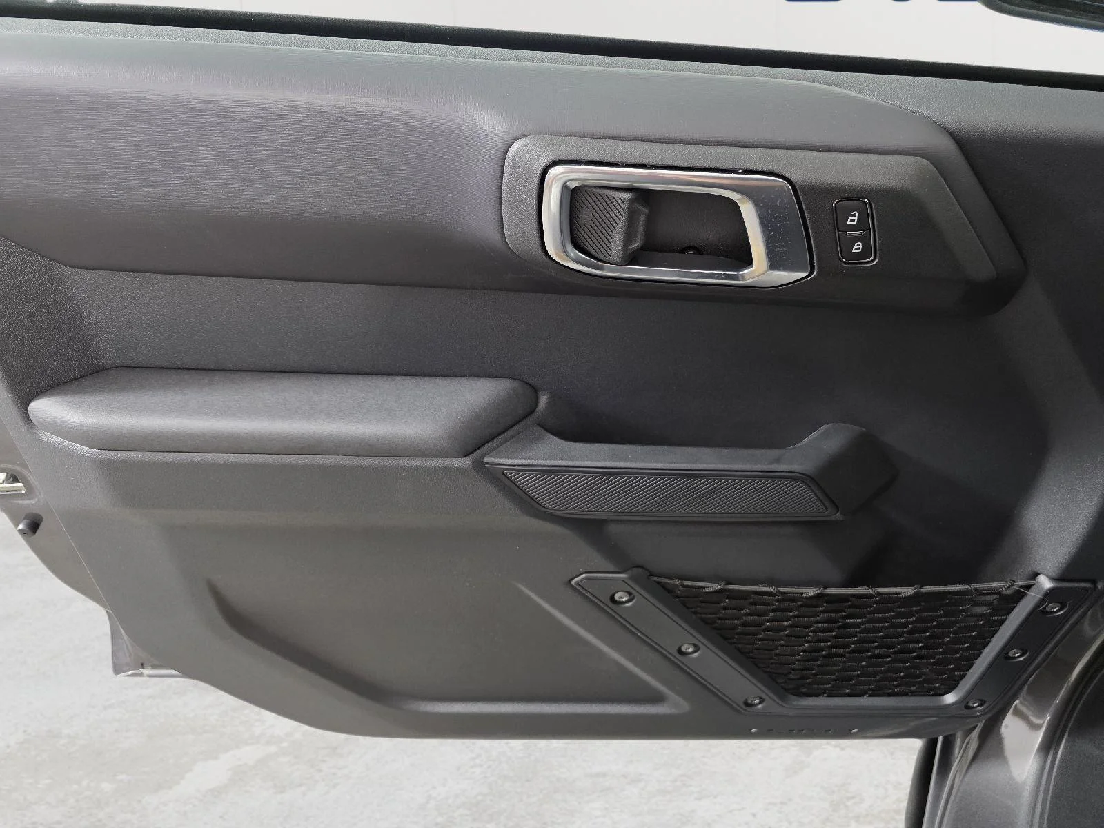 Used 2025 Carbonized Gray Metallic Ford Badlands image 14