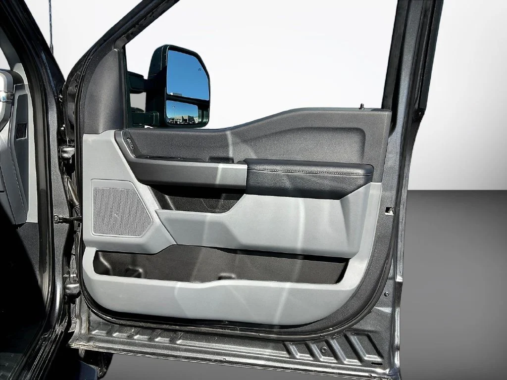 Used 2026 Gray Ford XL image 33