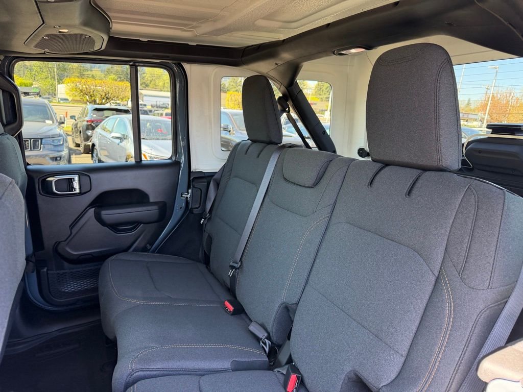 New 2026 Anvil Clear-Coat Exterior Paint Jeep Sport S image 28