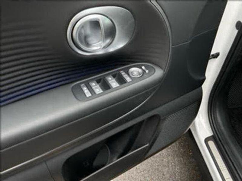 New 2026 Snow White Pearl Hyundai SEL image 13