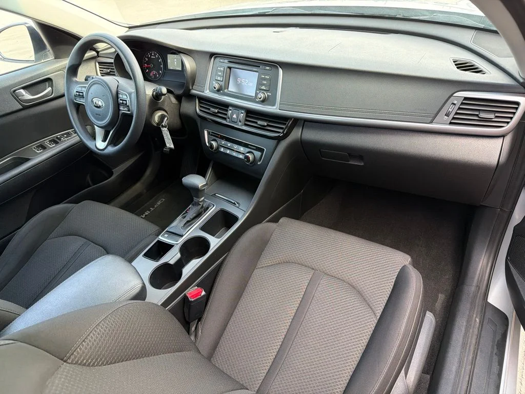 Used 2017 Silver Kia LX image 16