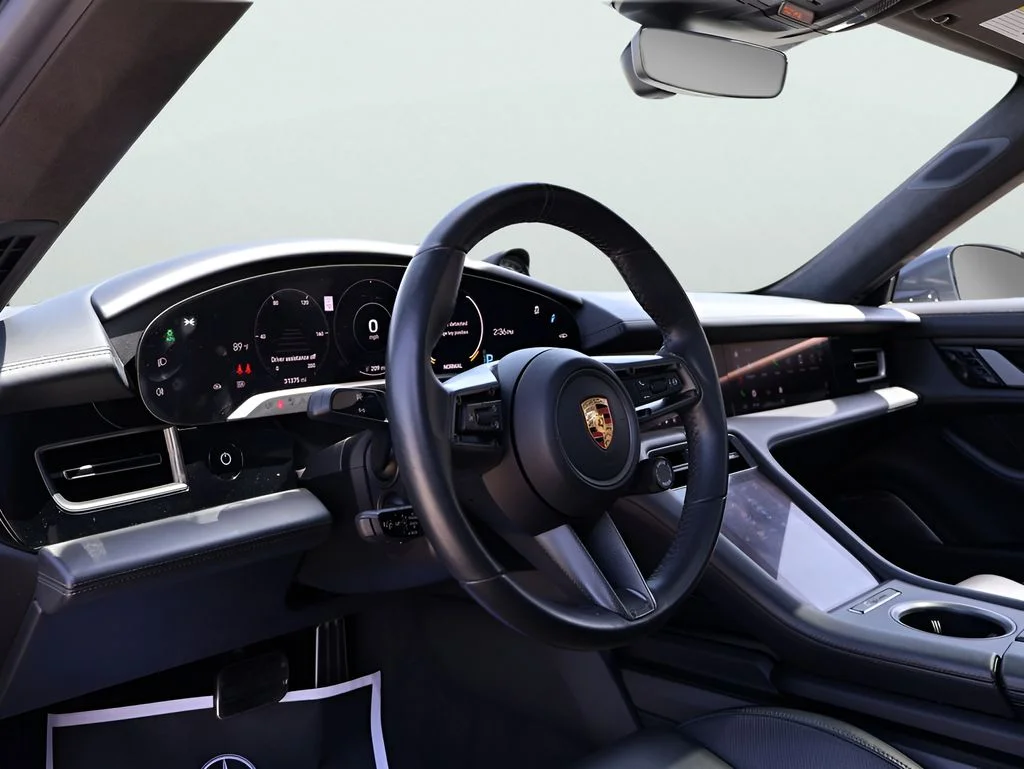 Used 2021 Volcano Grey Metallic Porsche Turbo S image 4