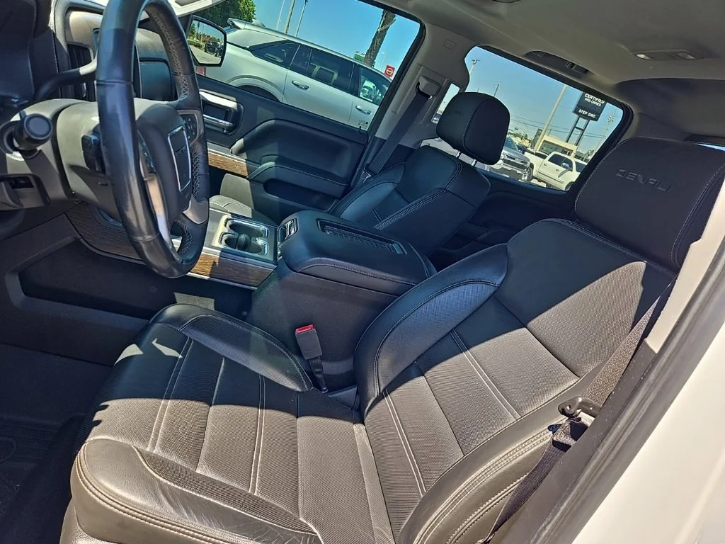 Used 2018 White GMC Denali image 8