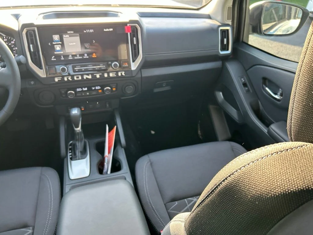 New 2026 Glacier White Nissan Crew Cab SV image 12