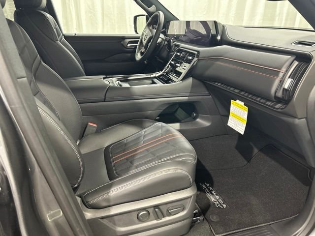 2026 Nissan Armada PRO-4X - Photo 16