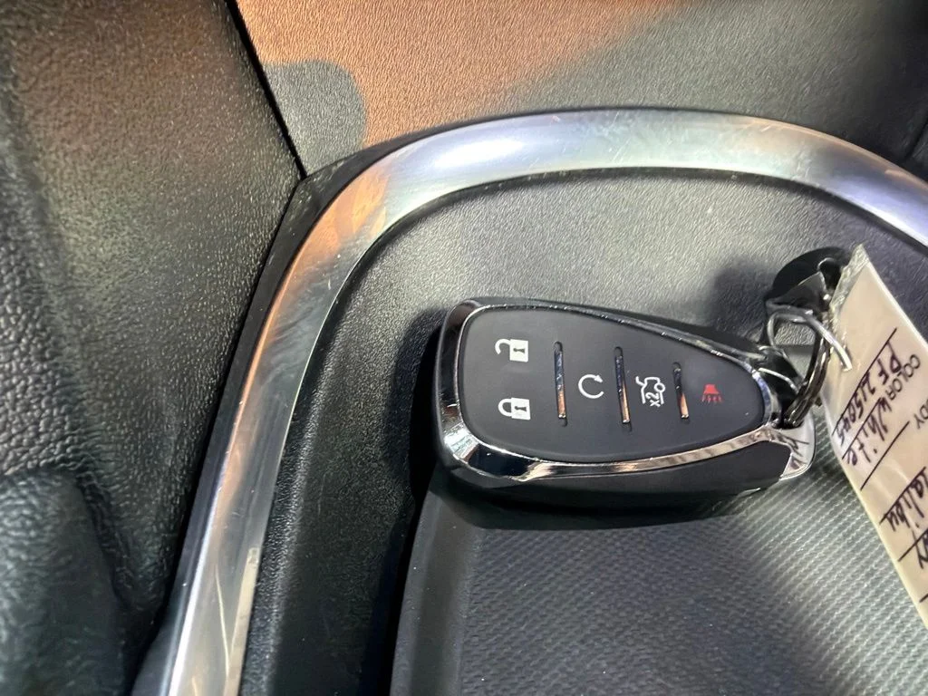 Used 2023 White Chevrolet LT image 10
